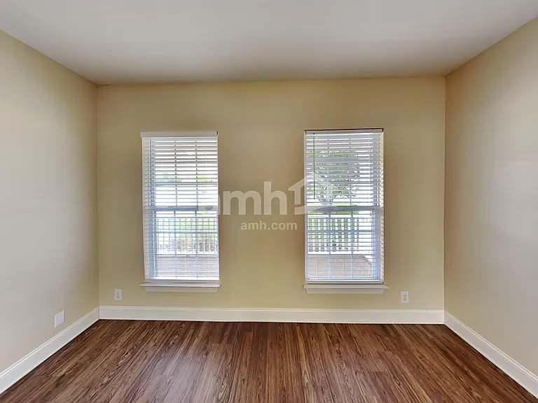 6728 Autumn Oaks Dr — Photo 5
