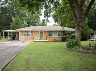6372 Arthur Dr, Lithia Springs, GA 30122