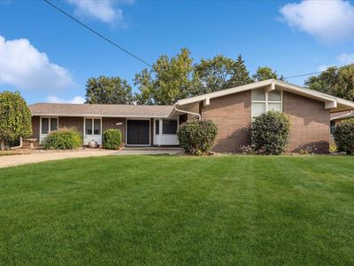 7217 Bryn Mawr Dr, Urbandale, IA, 50322