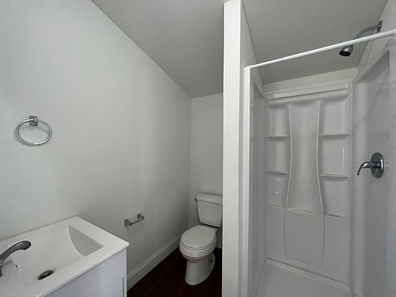 5th image of 2212 32nd Ave E APT W3