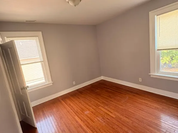 90 Rosette St #2, New Haven, CT 06519