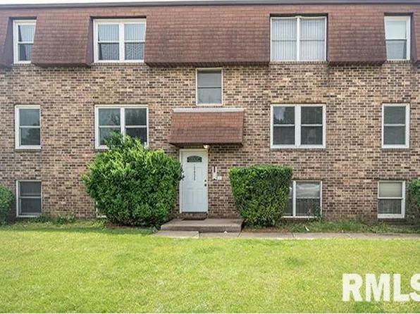 2035 E 38th Street Pl APT 6, Davenport, IA 52807
