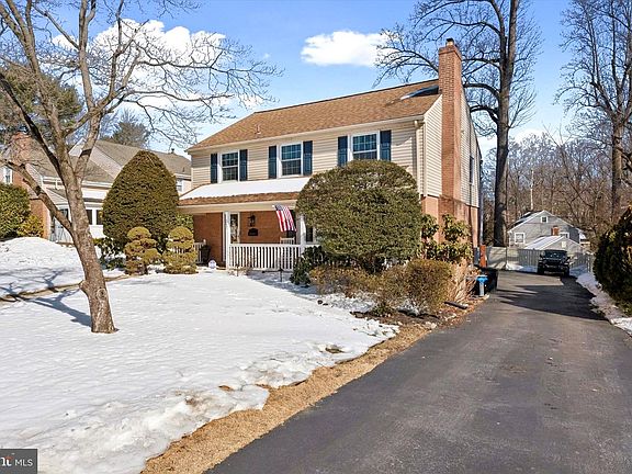 2nd image of 147 Snyder Ln