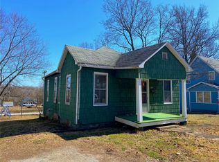 117 N Welch St, Hillsboro, IL 62049