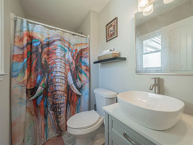3322 Bell Dr — Photo 21