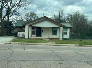 611 W Strothers Ave, Seminole, OK 74868