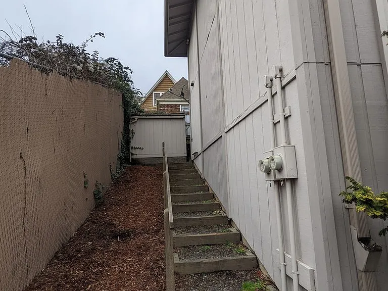 4405-4425 SE 15th Ave — Photo 49