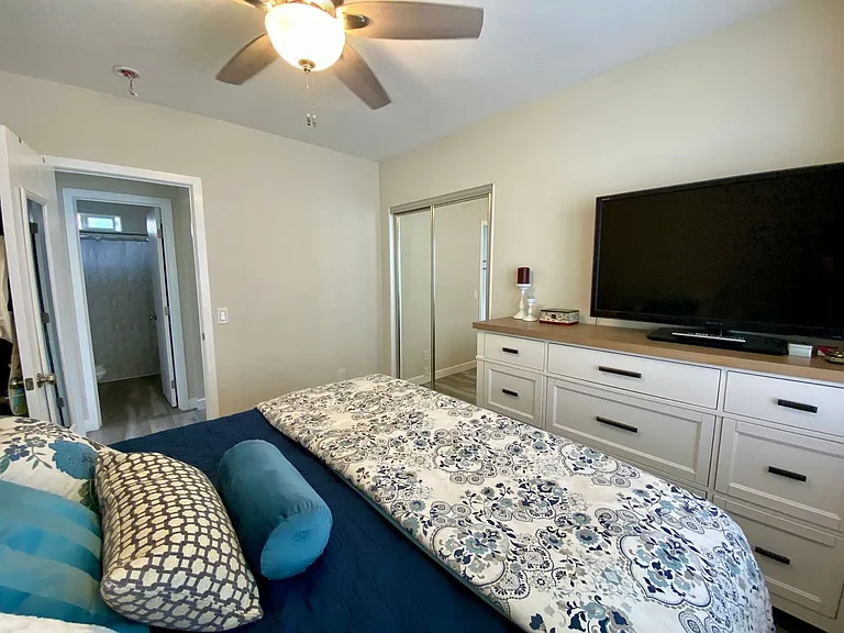 4832 Pescadero Ave — Photo 22