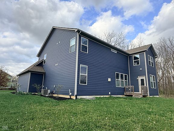 3rd image of 5358 Forest Glen Dr