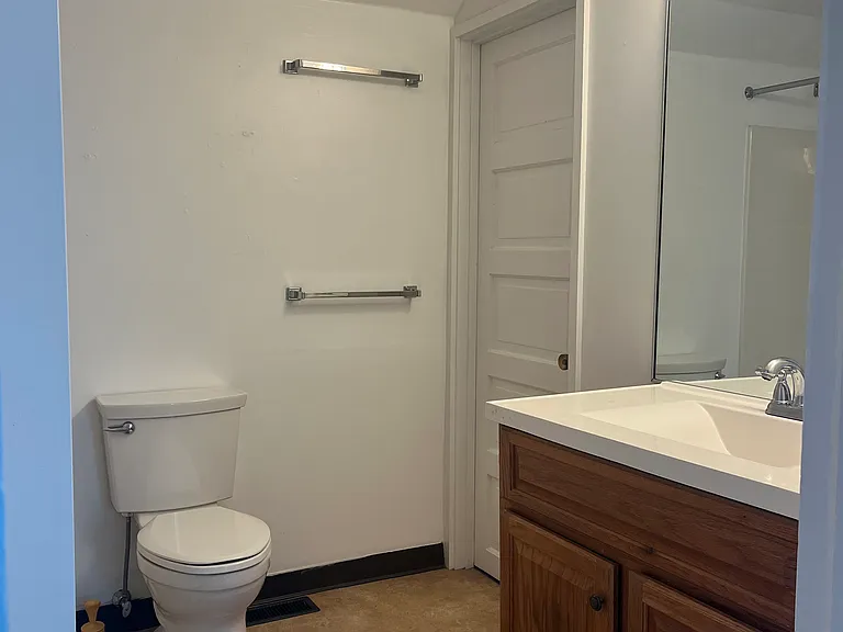 3826 California Ave — Photo 8