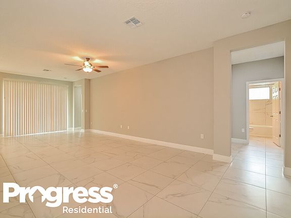 3rd image of 2101 Hibiscus Pl
