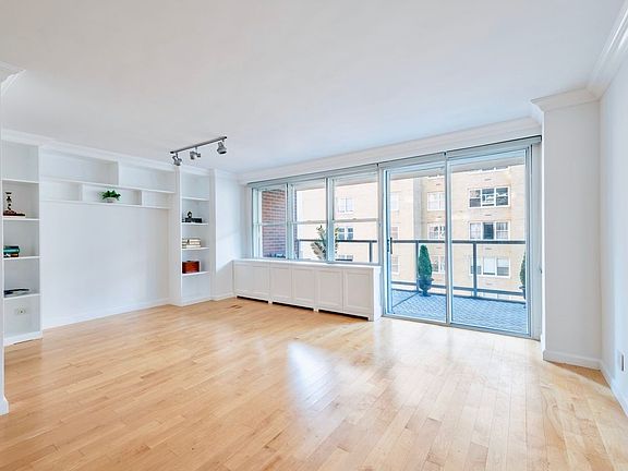 4th image of 363 E 76th St APT 11B