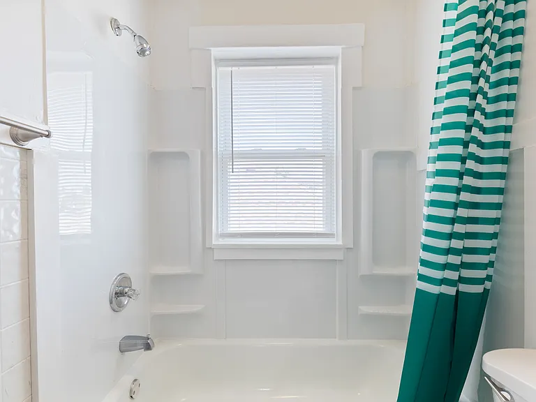 2 Irvington Rd #6 — Photo 4