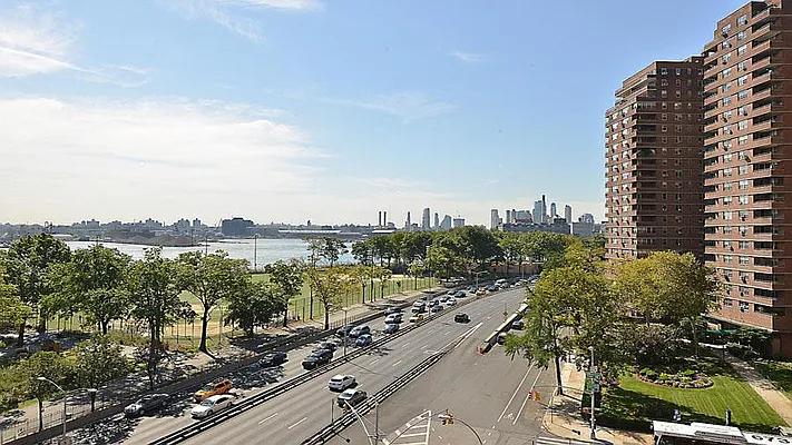 Sold by Fenwick Keats Real Estate | media 13