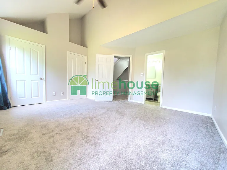 4942 April Ave — Photo 14