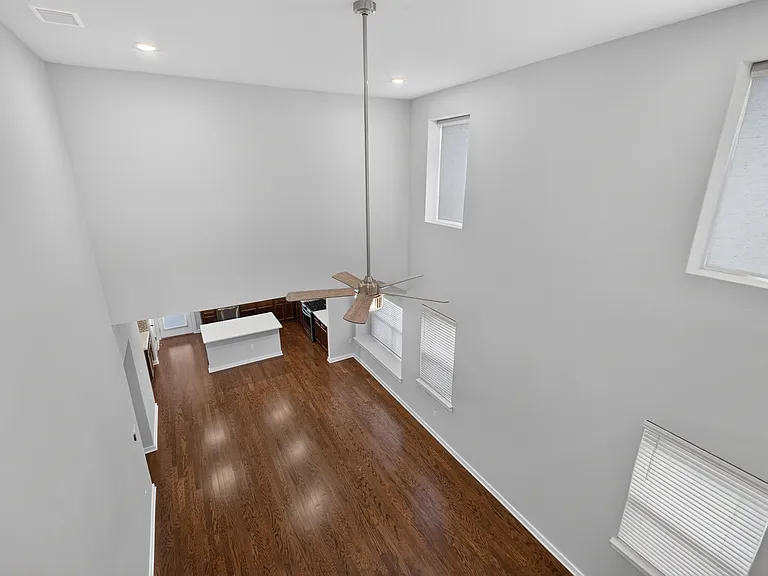 6904 Pleasanton Pkwy — Photo 17