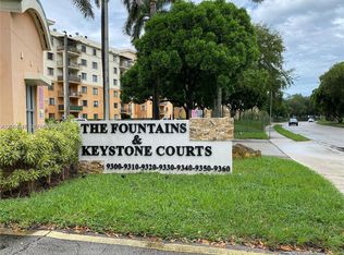 9320 Fontainebleau Blvd APT 215, Miami, FL 33172