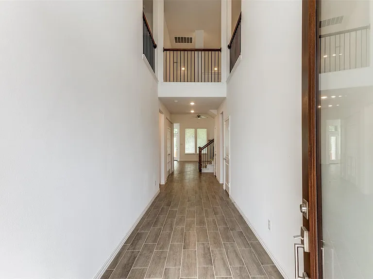 7921 Lindheimer Ln — Photo 6
