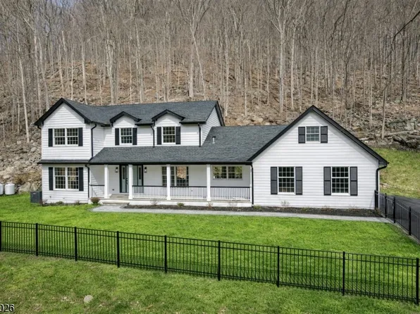 146 Rockaway Rd, Tewksbury Twp., NJ 08833