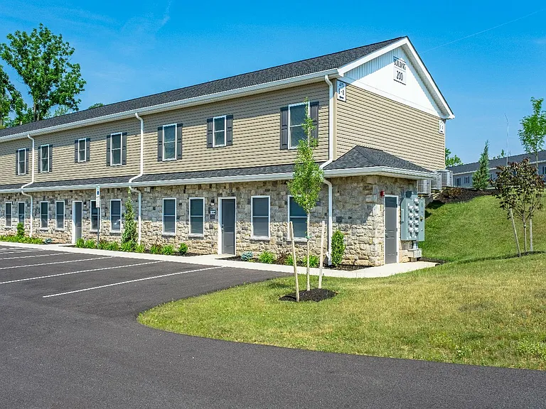 Dover Highlands — Photo 12