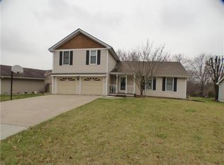 705 Sagamore Rd, Excelsior Springs, MO 64024