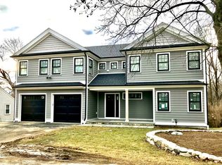 145 Taylor St, Needham, MA 02494