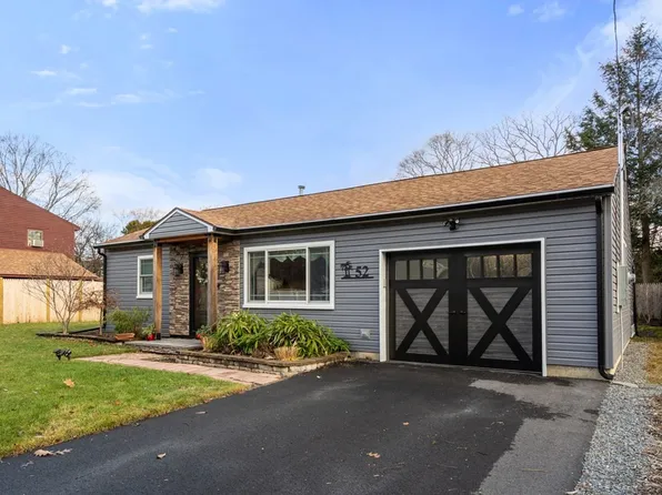 52 Sherry St, Northbridge, MA 01534