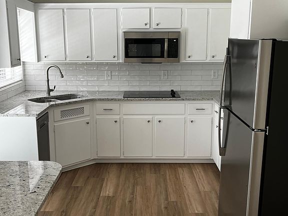 2nd image of 2416 Marzel Ave
