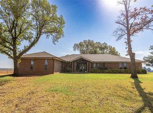 10046 Deer Creek Rd, Weatherford, OK 73096