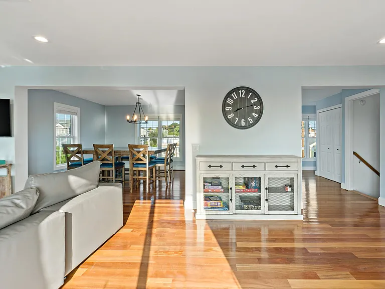 11 Defelice Rd — Photo 6