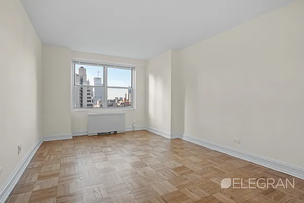 Rented by (Legacy) Elegran | media 3