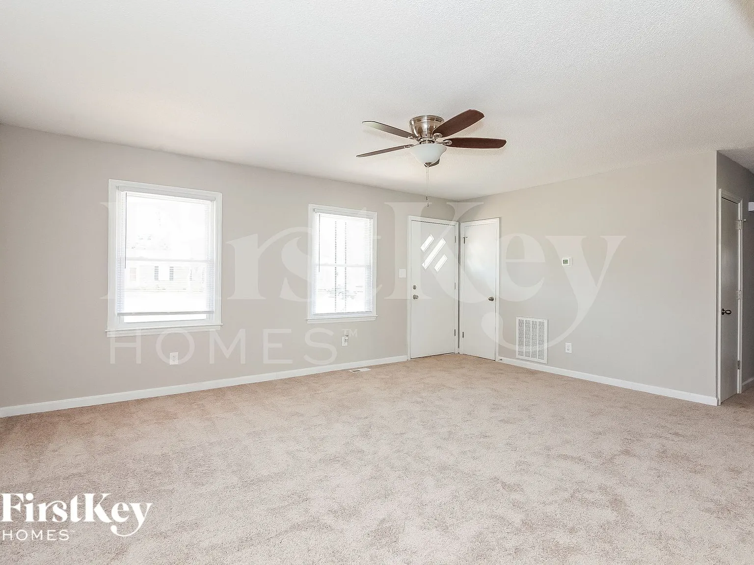 3 bed, 2.0 bath, 1144 sqft, $1,665 — Photo 4