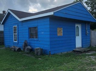 303 E 4th St, Ligonier, IN 46767