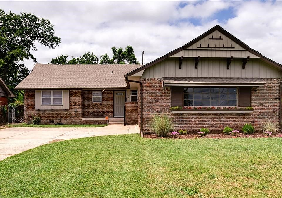 Really cute remodel!  Three beds, two baths, totally open floor plan. Located across the street from Will Rogers Park, close to Route 66 and Hefner Parkway/74/I44.