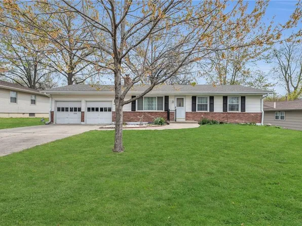 4707 N College Ave, Kansas City, MO 64117