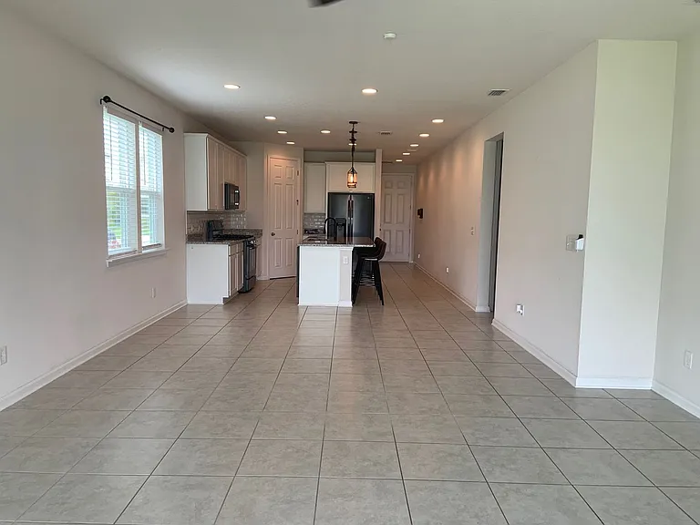 816 Redtail Ln — Photo 10