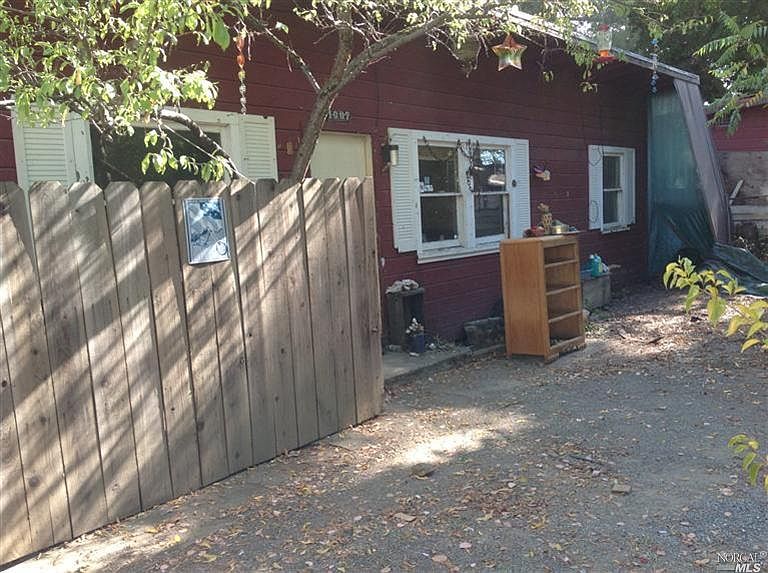 2nd image of 1001 Lake Mendocino Dr