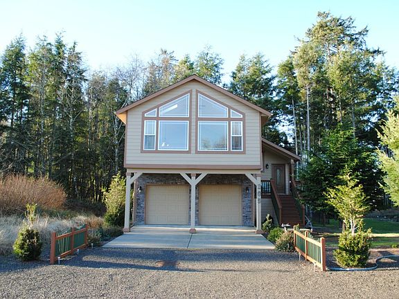 4th image of 105 Olympic View Ave NE