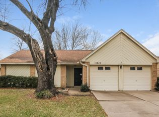 15826 Beechnut St, Houston, TX 77083