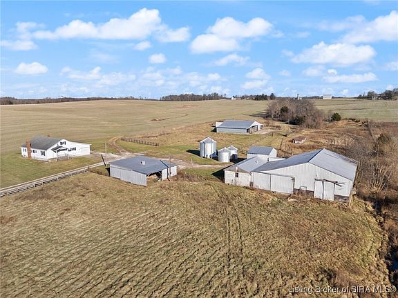 3rd image of 115 N Harristown Road