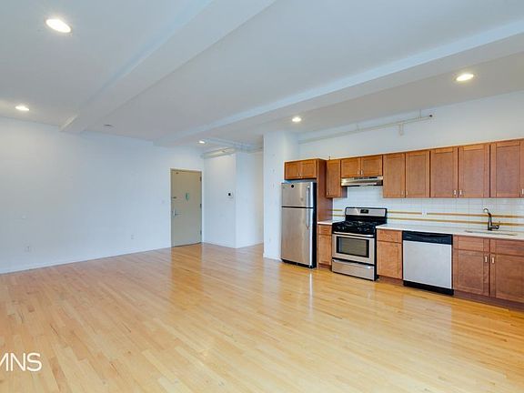 3rd image of 97 Grand Ave APT 3D