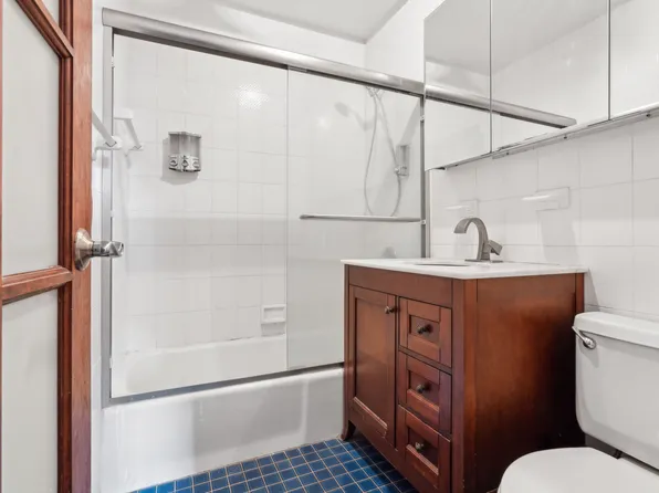 341 West 47th Street 4R image 6 of 6