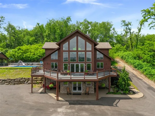 201 Roosevelt Rd, Pittsburgh, PA 15202