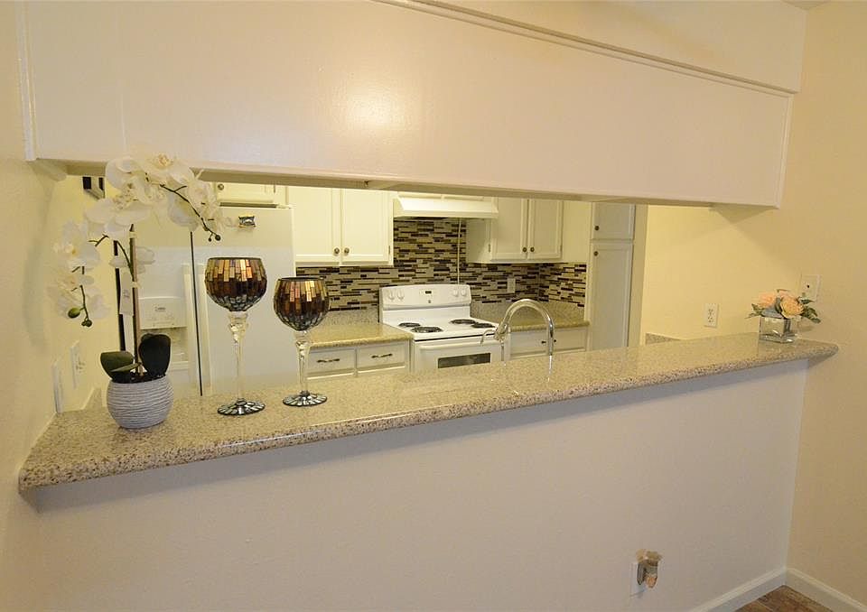 1st image of 7313 Gulf Fwy APT 408