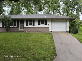 6323 W 62nd Ter, Mission, KS 66202