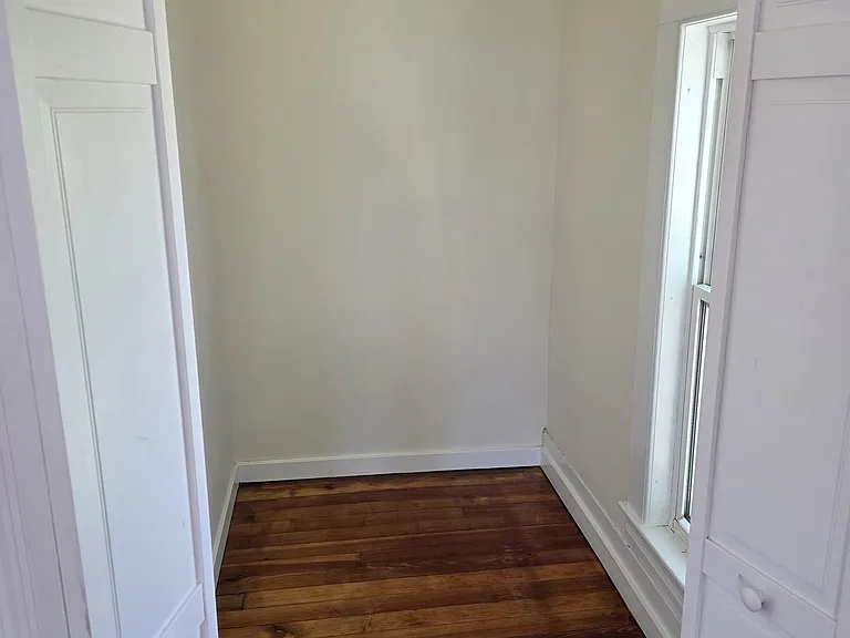 54 Prospect St — Photo 22