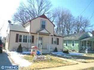 62 S Poplar Ave, Maple Shade, NJ 08052