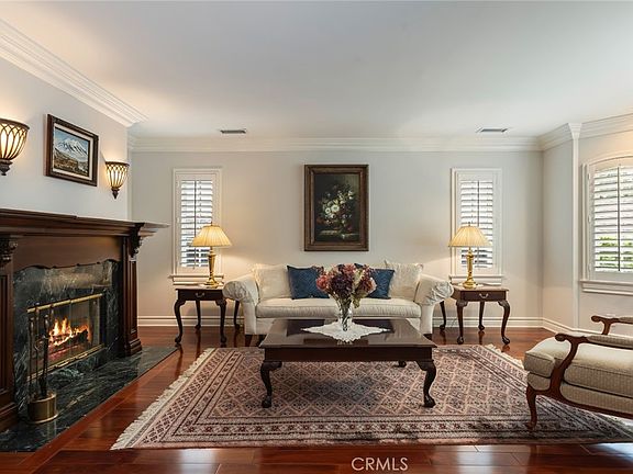 5th image of 481 Paulette Pl