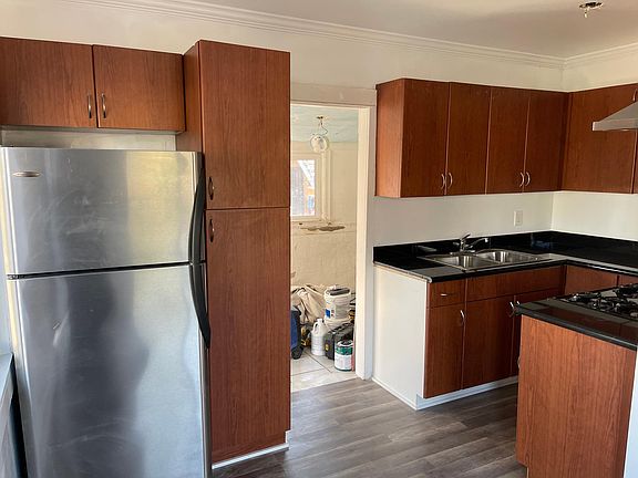 5th image of 1118 W 119th St #1118