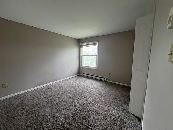 2nd image of 823 Martin St #A